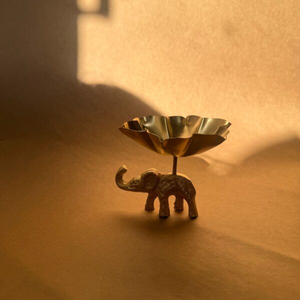ELEPHANT URLI